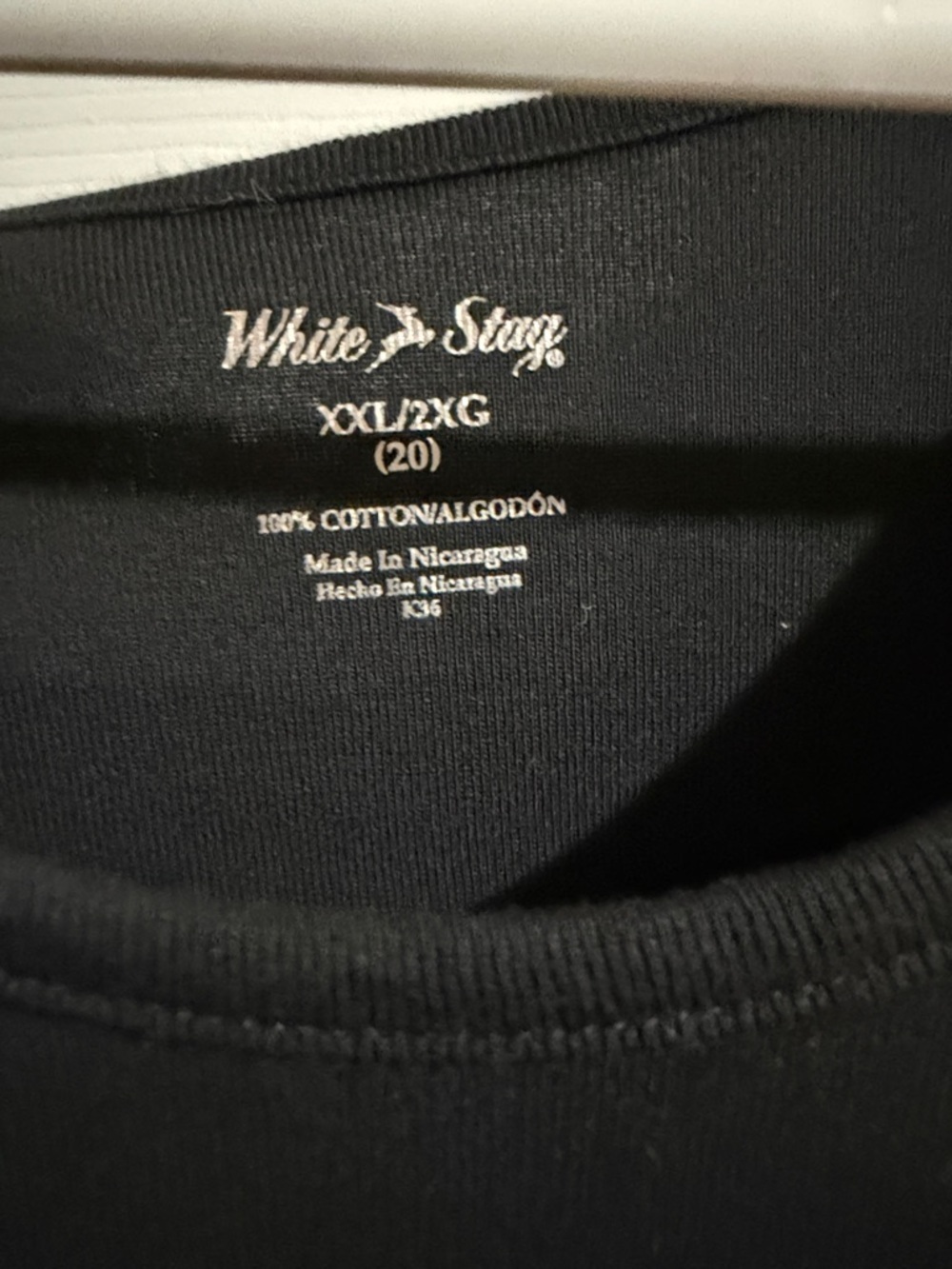 White Stag Black Sleeveless Crewneck Tank - Picture 2 of 3